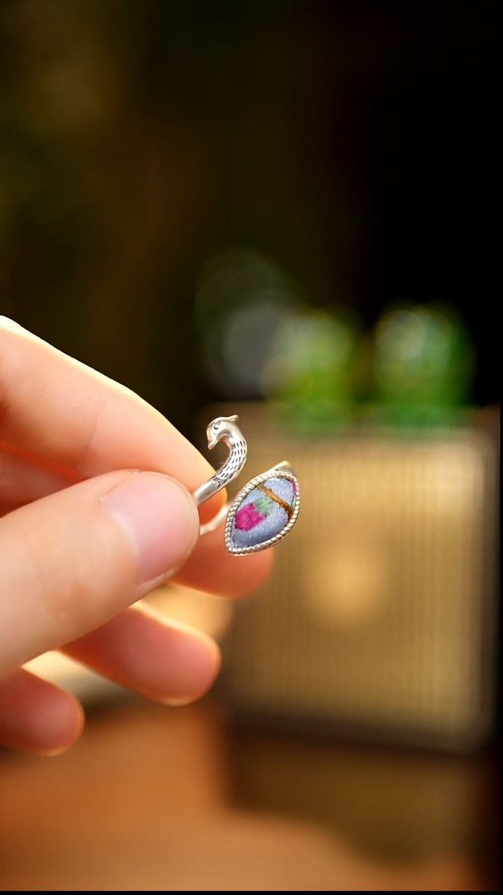 刺绣私人定制苗族手工E884