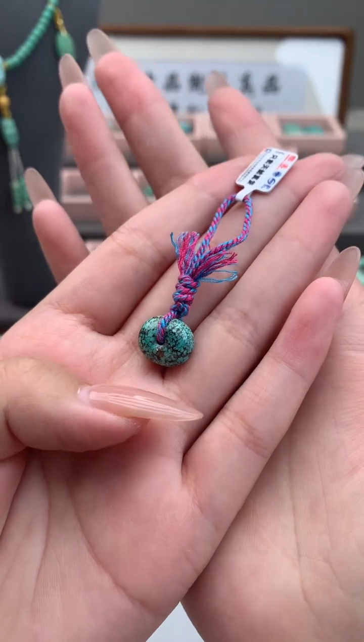 【闪购商品】南红玛瑙提溜未镶嵌C55