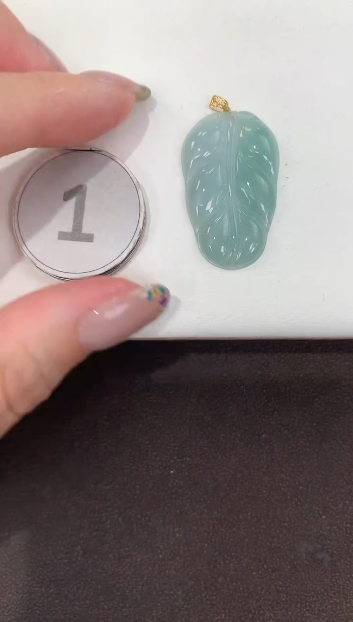 颈饰18K金镶嵌翡翠天然缅甸A货翡翠