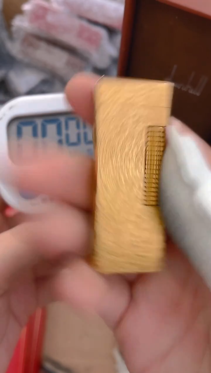 张*俊中古打火机闪购链接