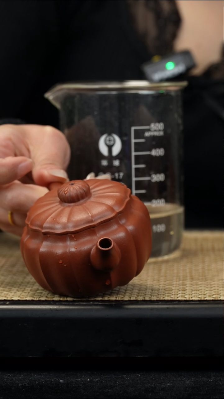 紫砂茶壶生砂筋纹和韵150cc封釉