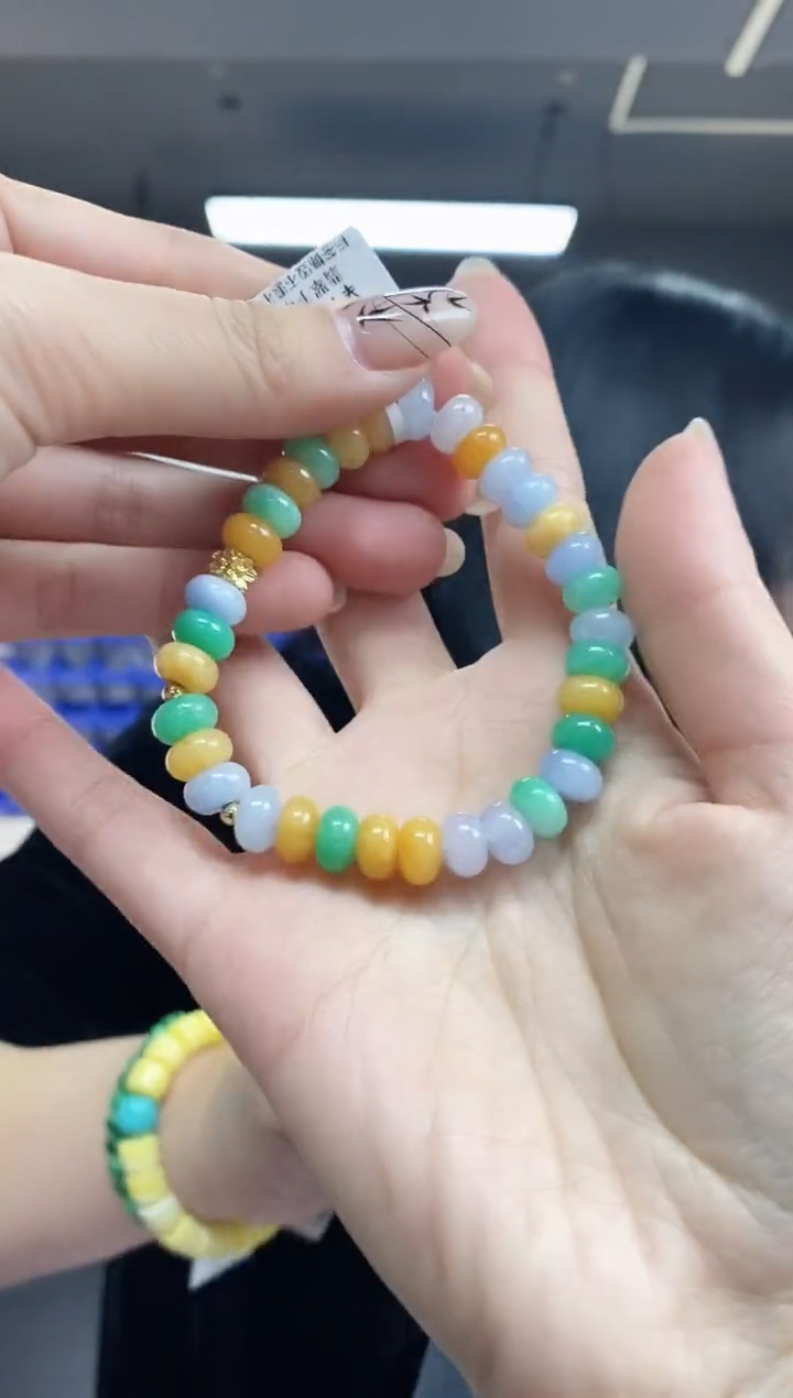 【闪购商品】翡翠手串未镶嵌多样性发其一颜色微差