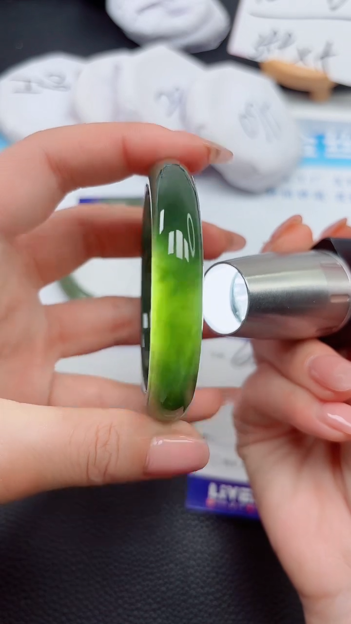 【闪购商品】和田玉手镯未镶嵌624