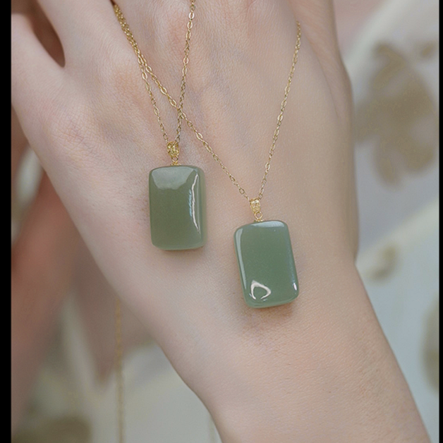 【+-+】无事牌+高冰+天然+18k金和田玉 *赠链* 多样性发一件1