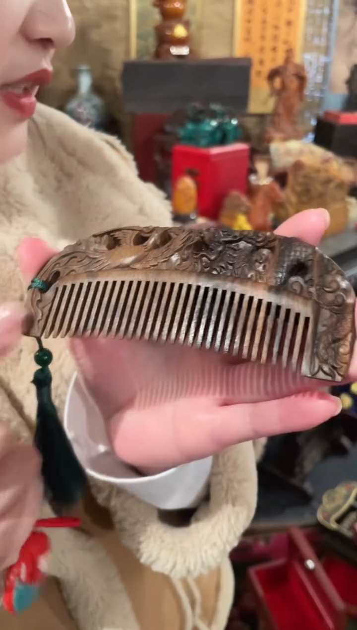 【闪购商品】木一一一一一一木梳子