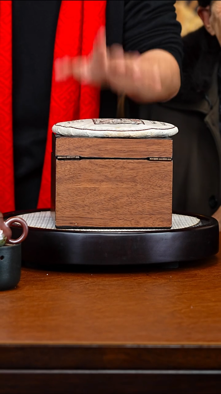 宜兴紫砂 PQZ 顽壶紫砂精选 1 送茶饼