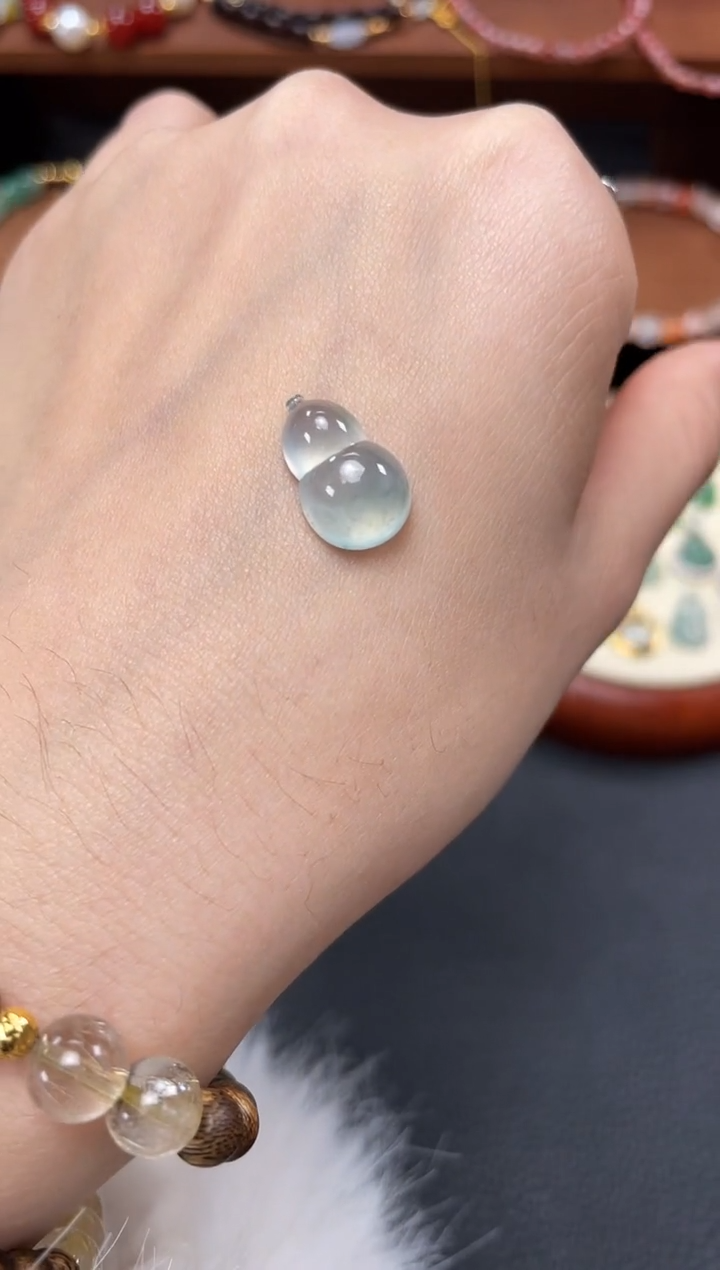 【闪购商品】翡翠吊坠(不含链)未镶嵌一个  JK538