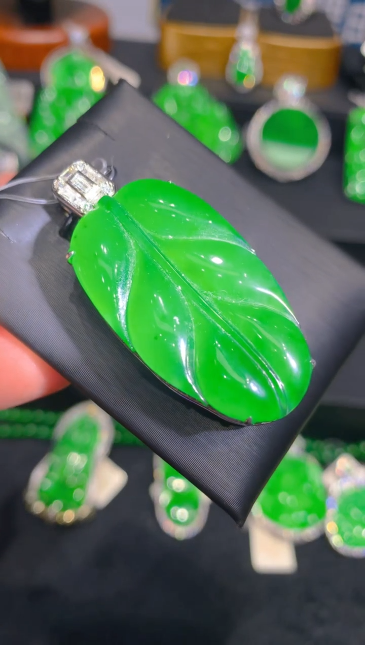 【闪购商品】翡翠颈饰银S925镶嵌一季