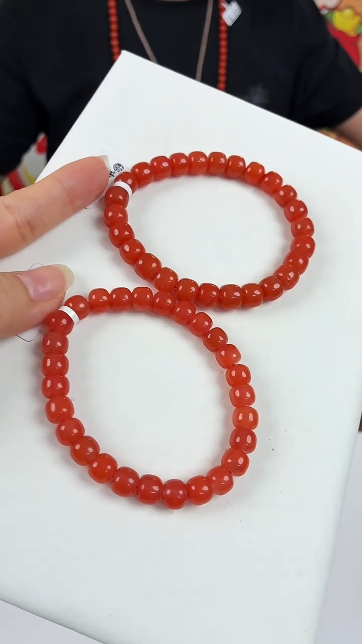 未镶嵌保山柿子红手串南红玛瑙（多样式发其一）