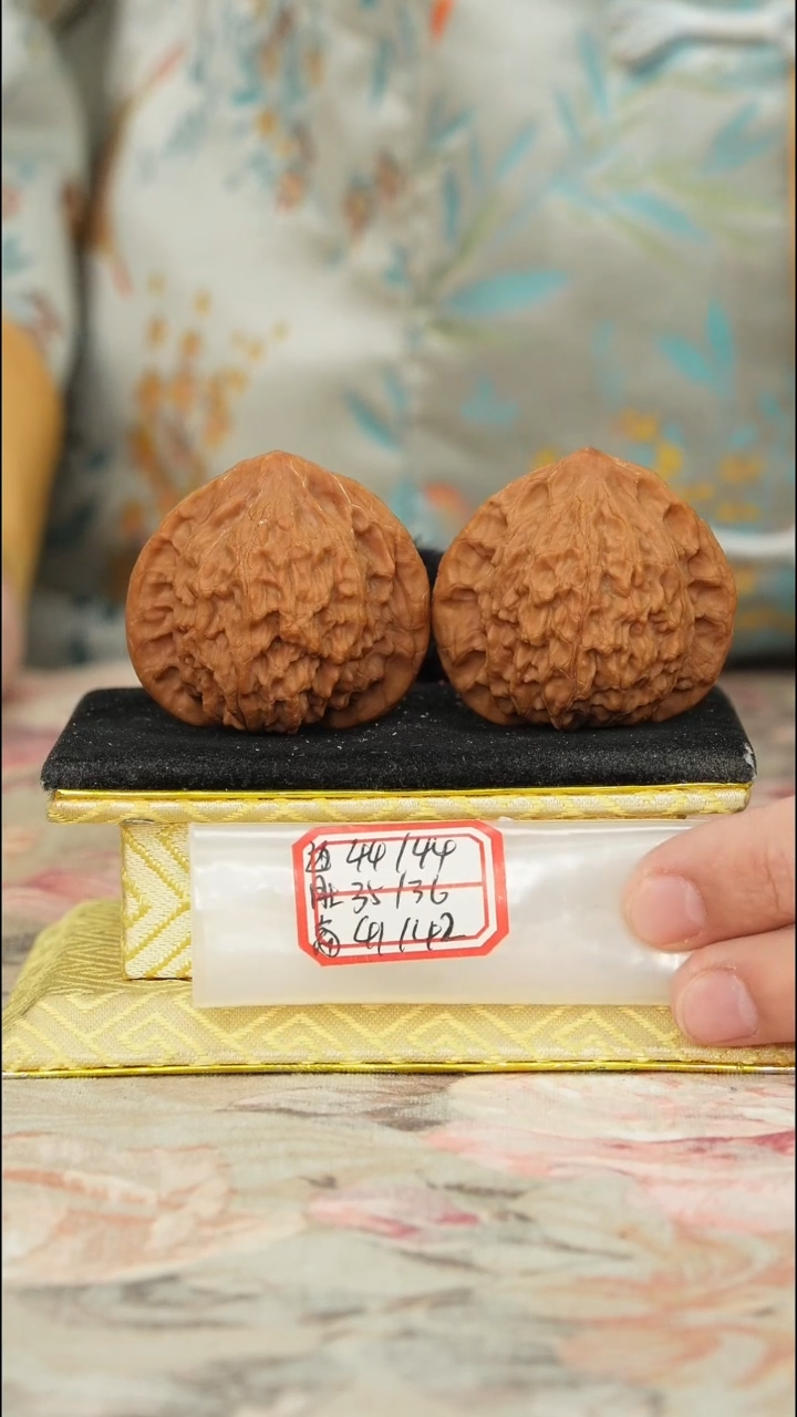 【闪购商品】文玩核桃把件崔凯公子帽有修