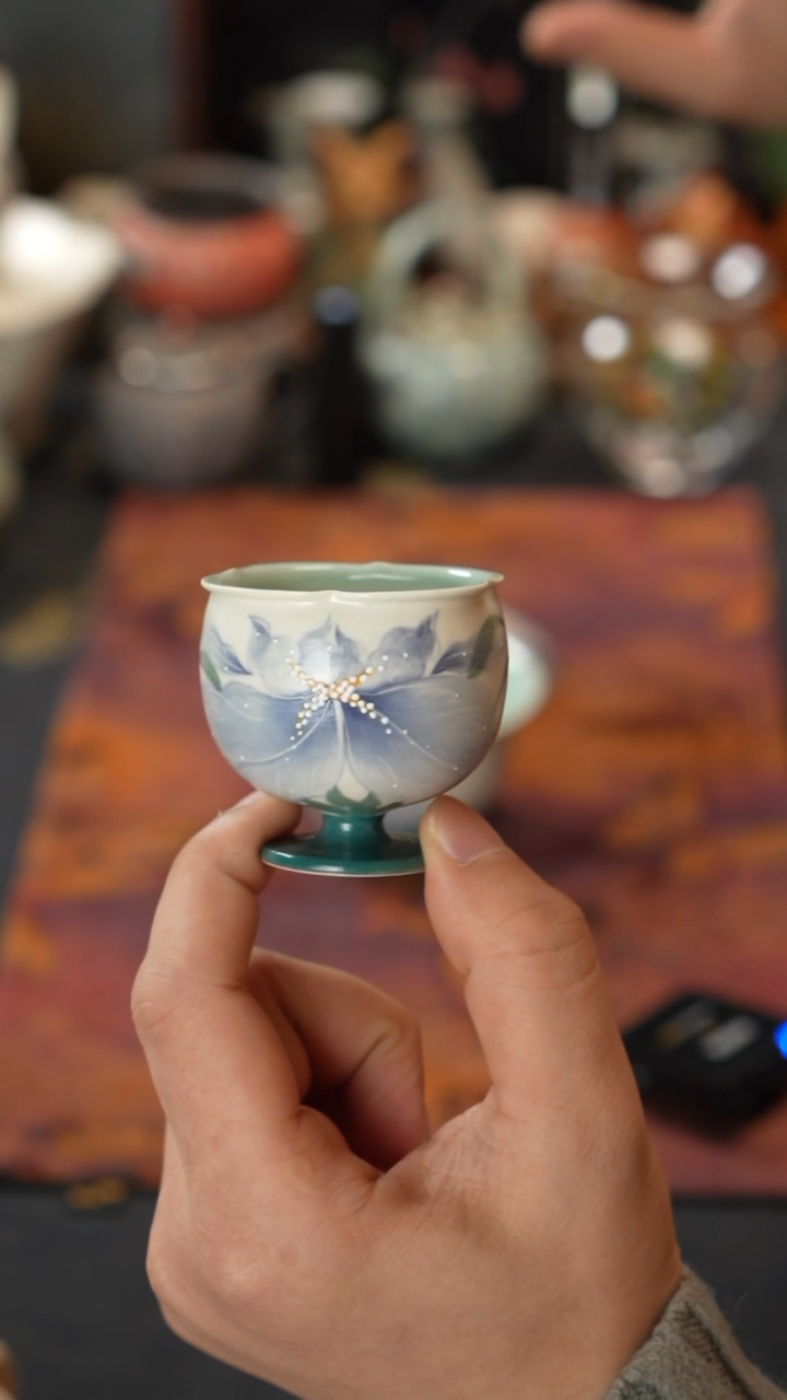 【闪购商品】手工手绘釉下彩蓝色鸢尾主人杯