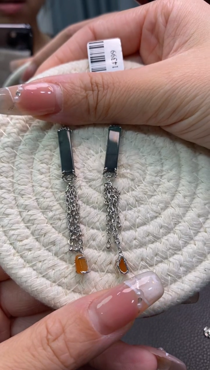 颈饰银S925镶嵌翡翠净货14399