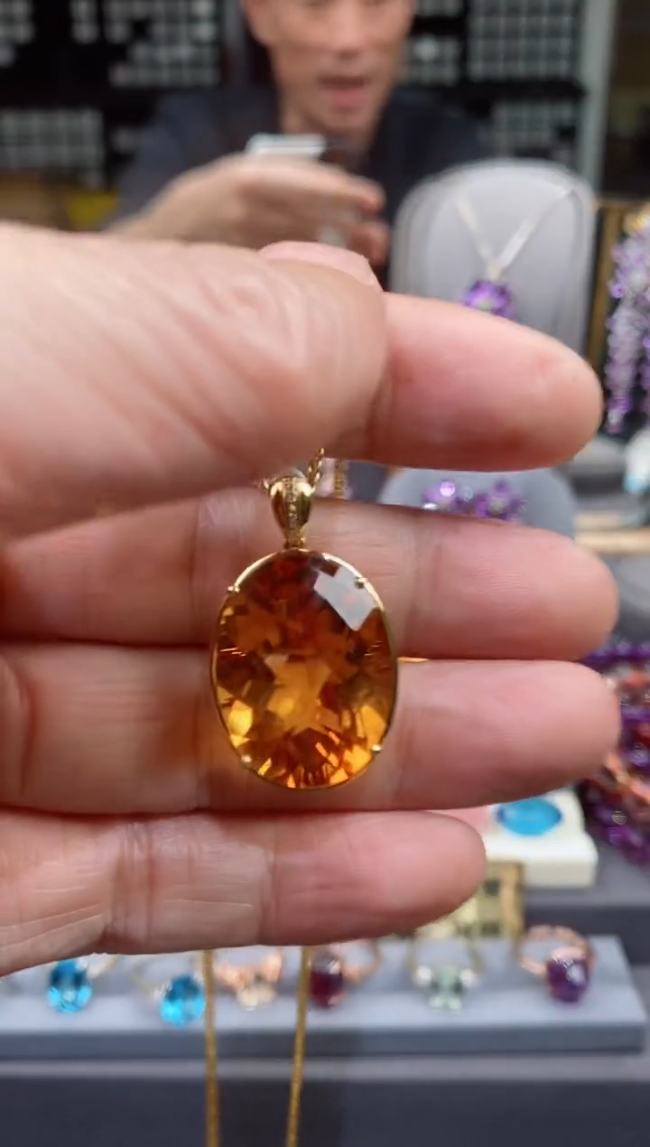 【闪购商品】黄晶吊坠18K金镶嵌黄晶吊坠