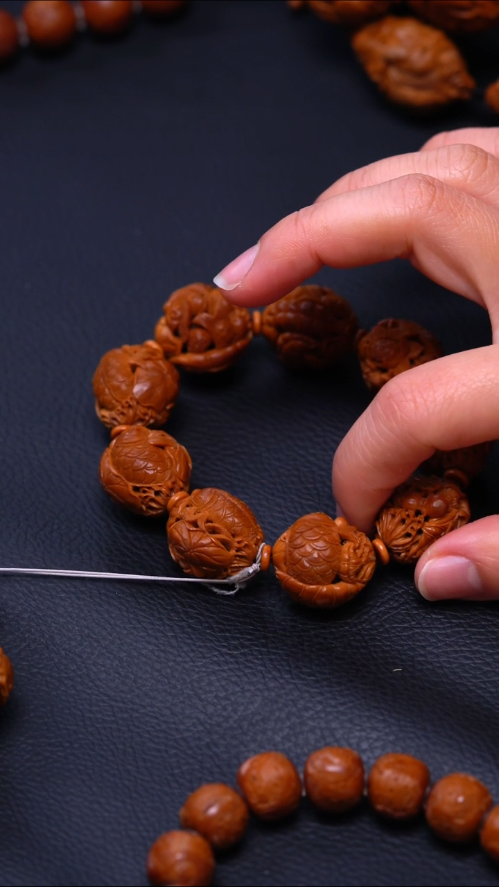 【闪购商品】橄榄核手串/手链九鲤