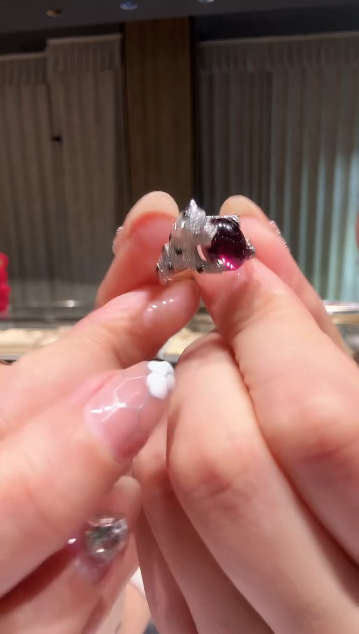 铂Pt950镶嵌戒指碧玺CE0192