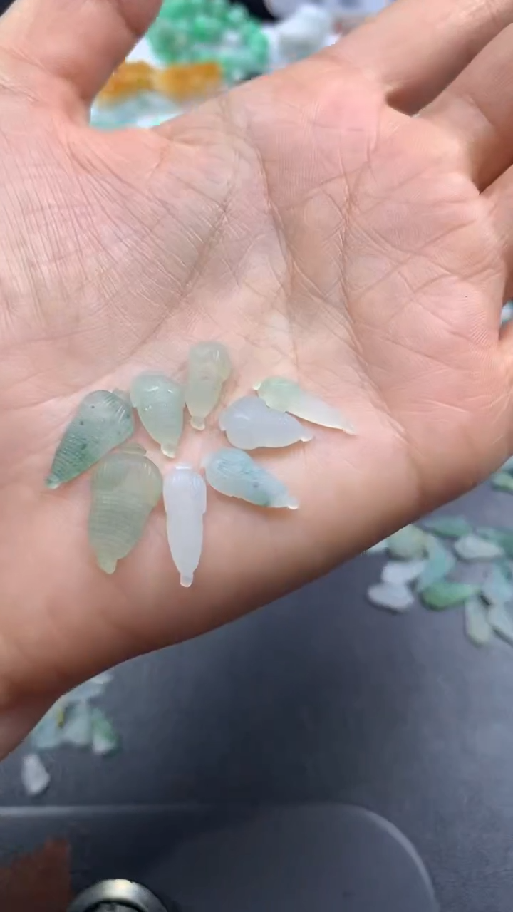 【闪购商品】定制翡翠未镶嵌翡翠