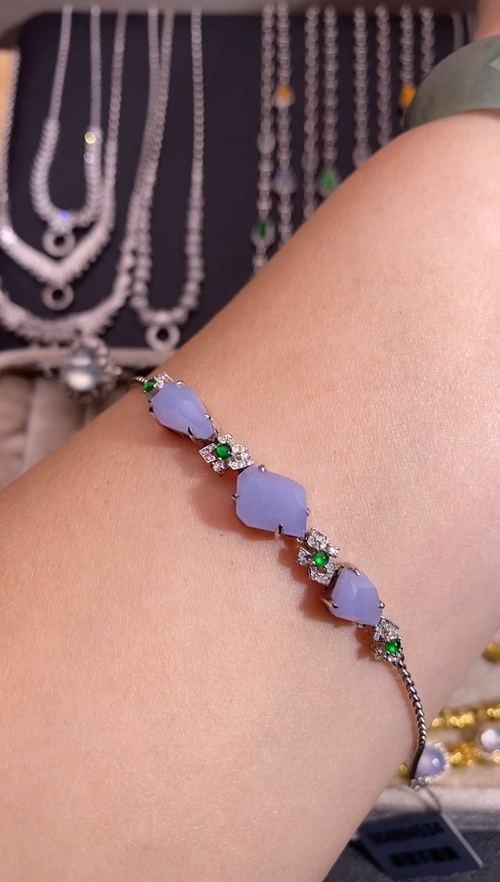 18K金镶嵌手链翡翠手链