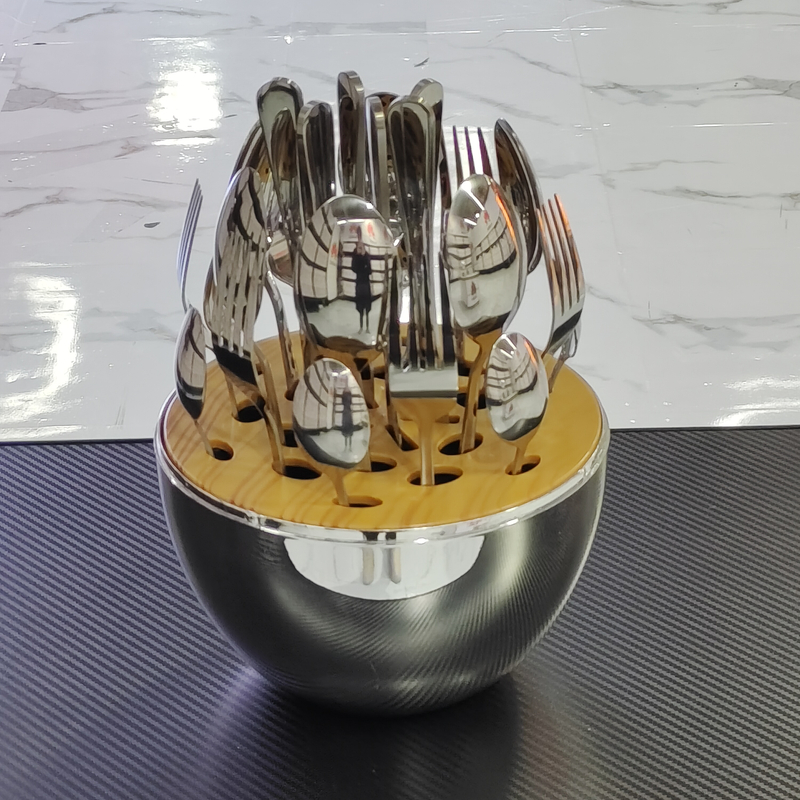 不锈钢餐具24件套葡萄牙西餐酒店牛排刀叉勺子银蛋