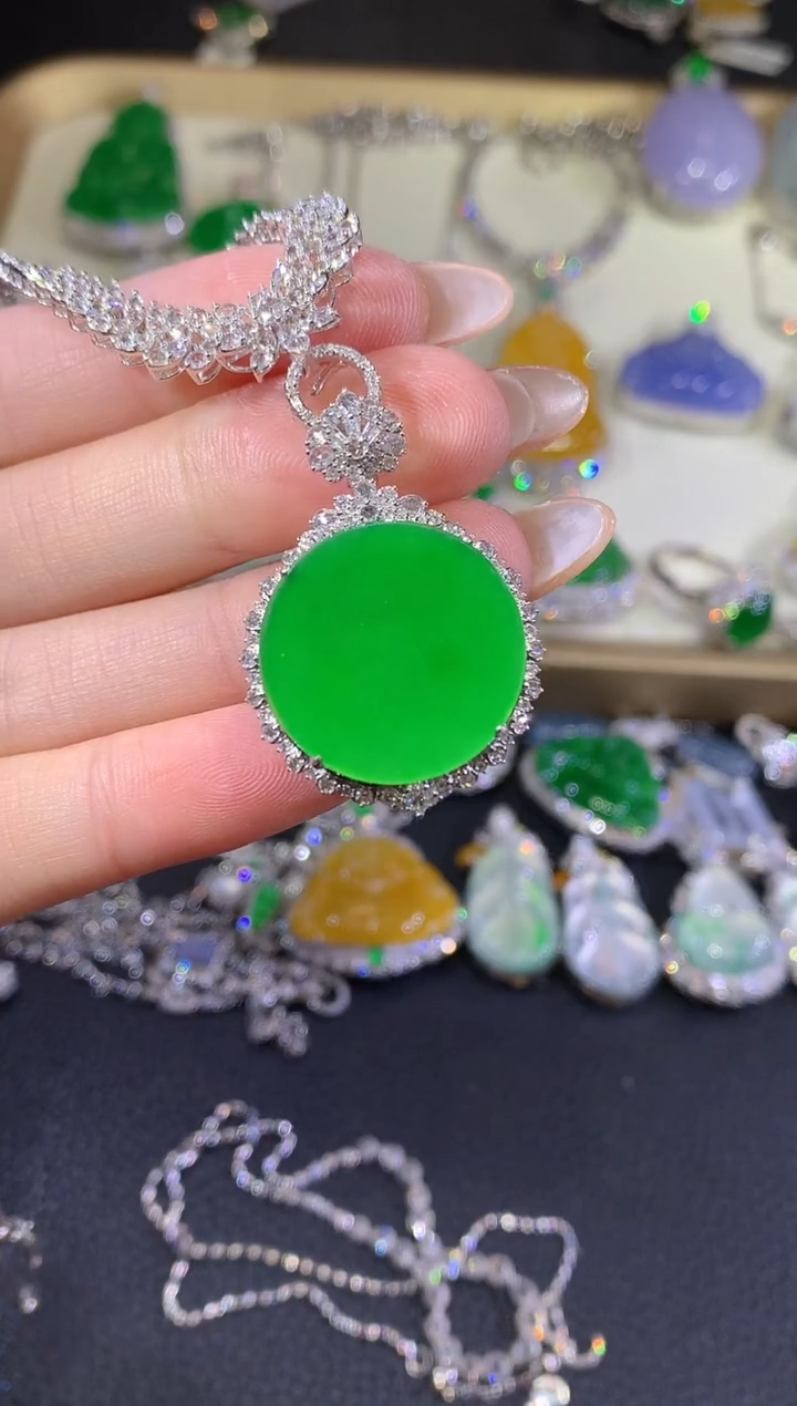 翡翠18K金镶嵌吊坠(不含链)139-圆牌