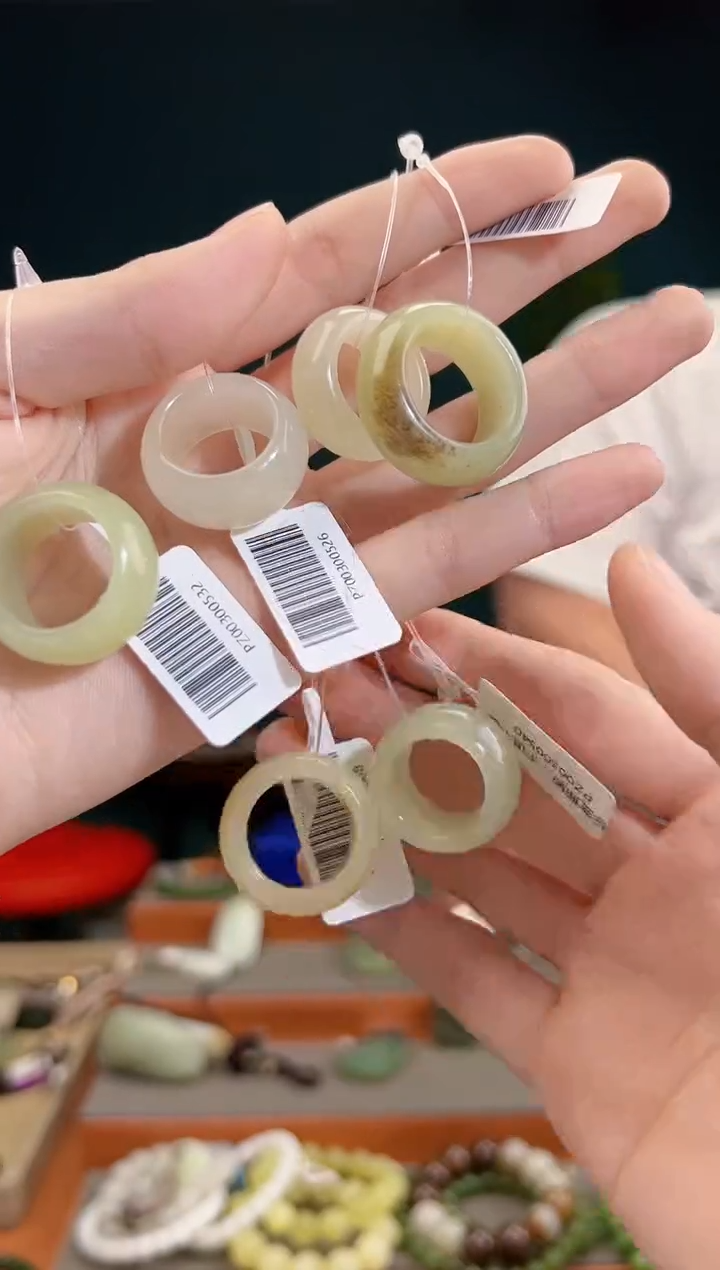 颈饰未镶嵌和田玉多样性发货 拍一单发一个