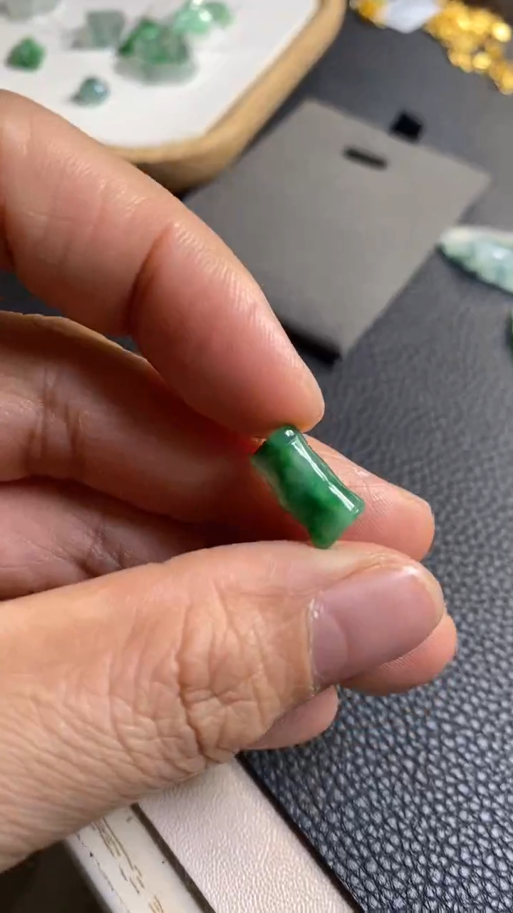 颈饰未镶嵌翡翠?***味净货36209