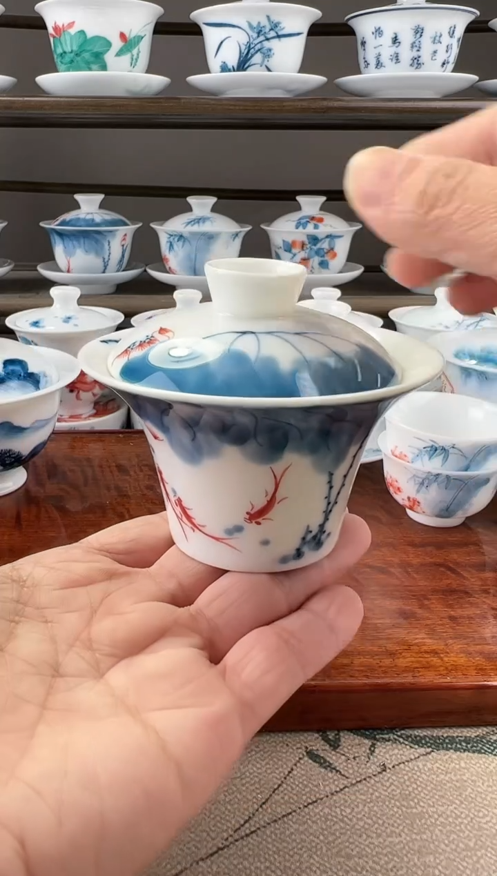 微瑕线条莲二才马蹄盖碗130ml