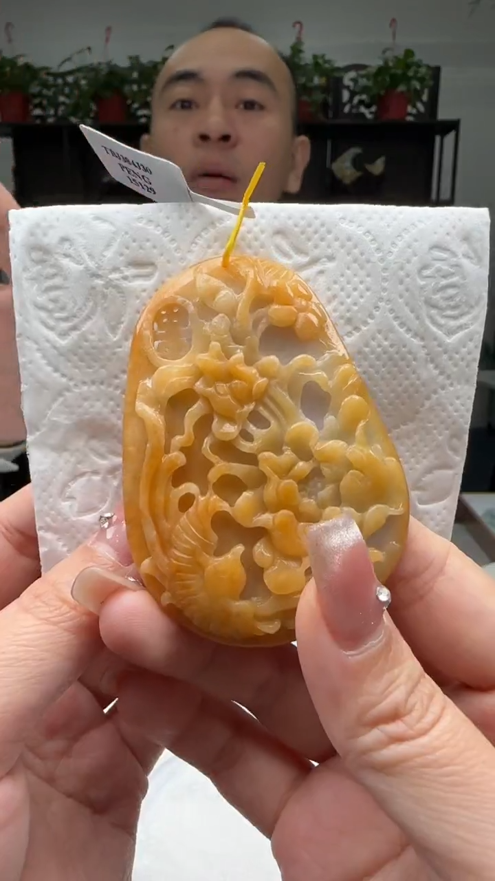 【闪购商品】翡翠颈饰未镶嵌天然翡翠A货吊坠