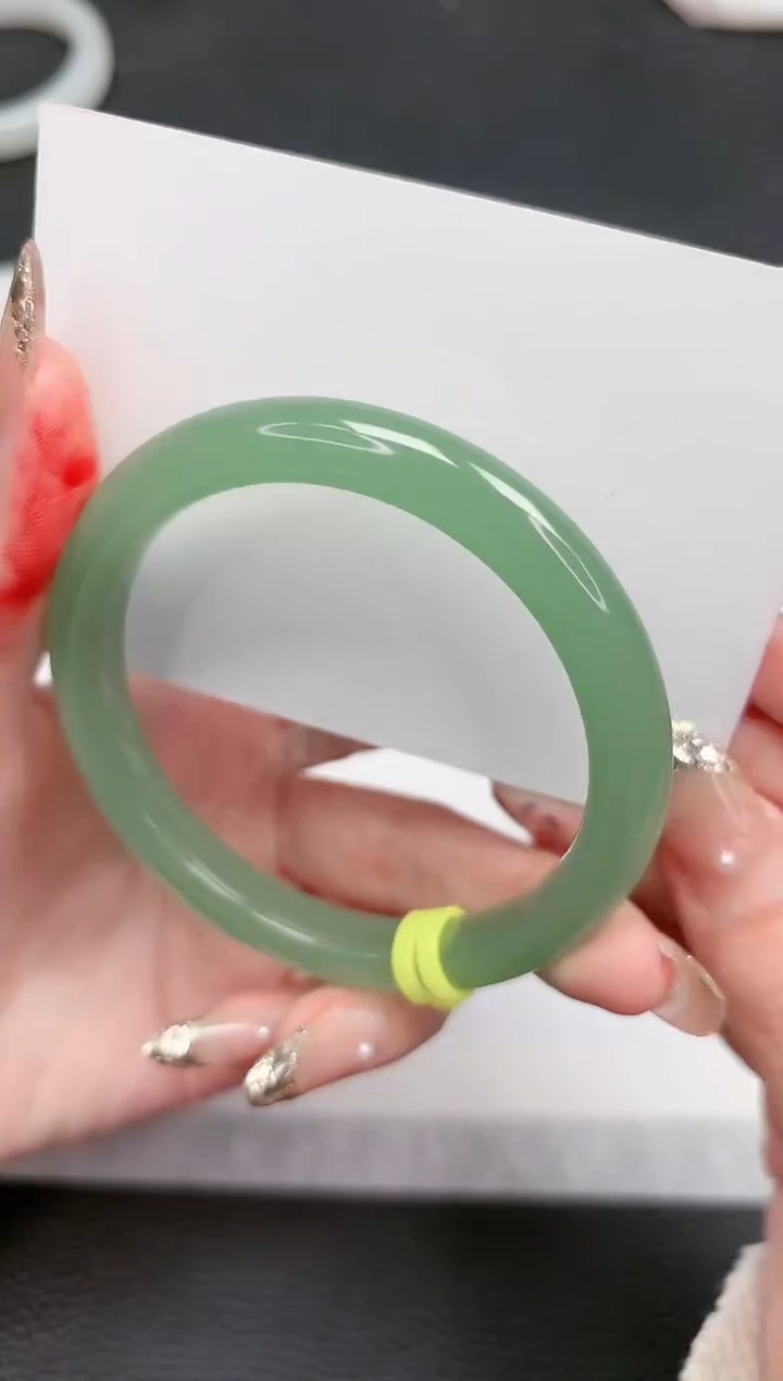 【闪购商品】石英质玉手镯未镶嵌533-59