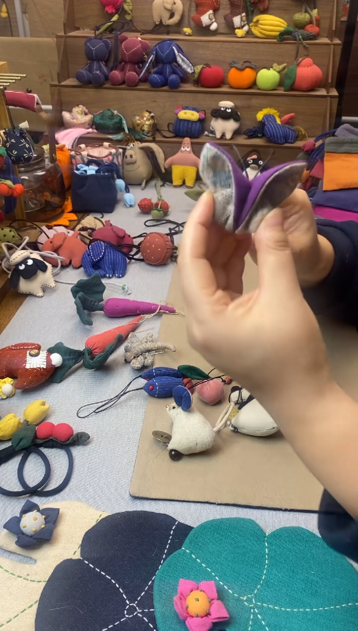 布艺蝴蝶胸针（紫色）