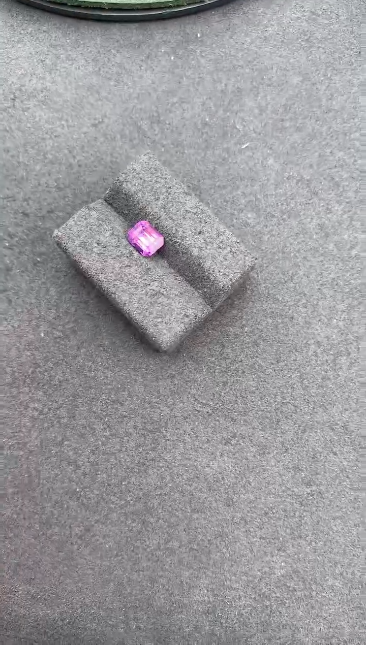 【闪购商品】彩色蓝宝石裸石未镶嵌1ct紫蓝宝