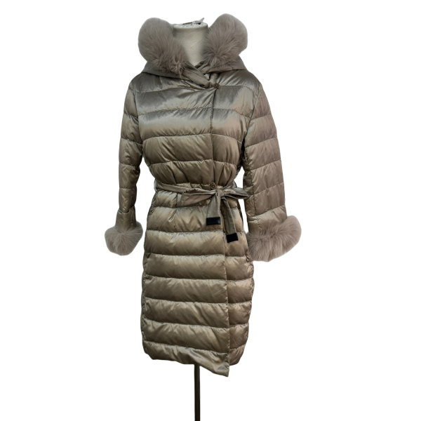 妃鱼/麦丝玛拉/尼龙/羽绒服/95新/z零一三零