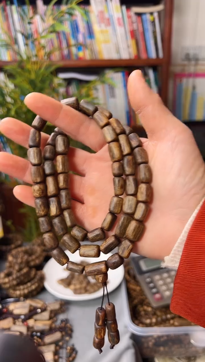 【闪购商品】沉香手串棋楠东江绿桶珠多圈手串