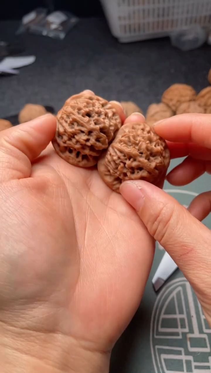 把件文玩核桃w160  秦闷40尺