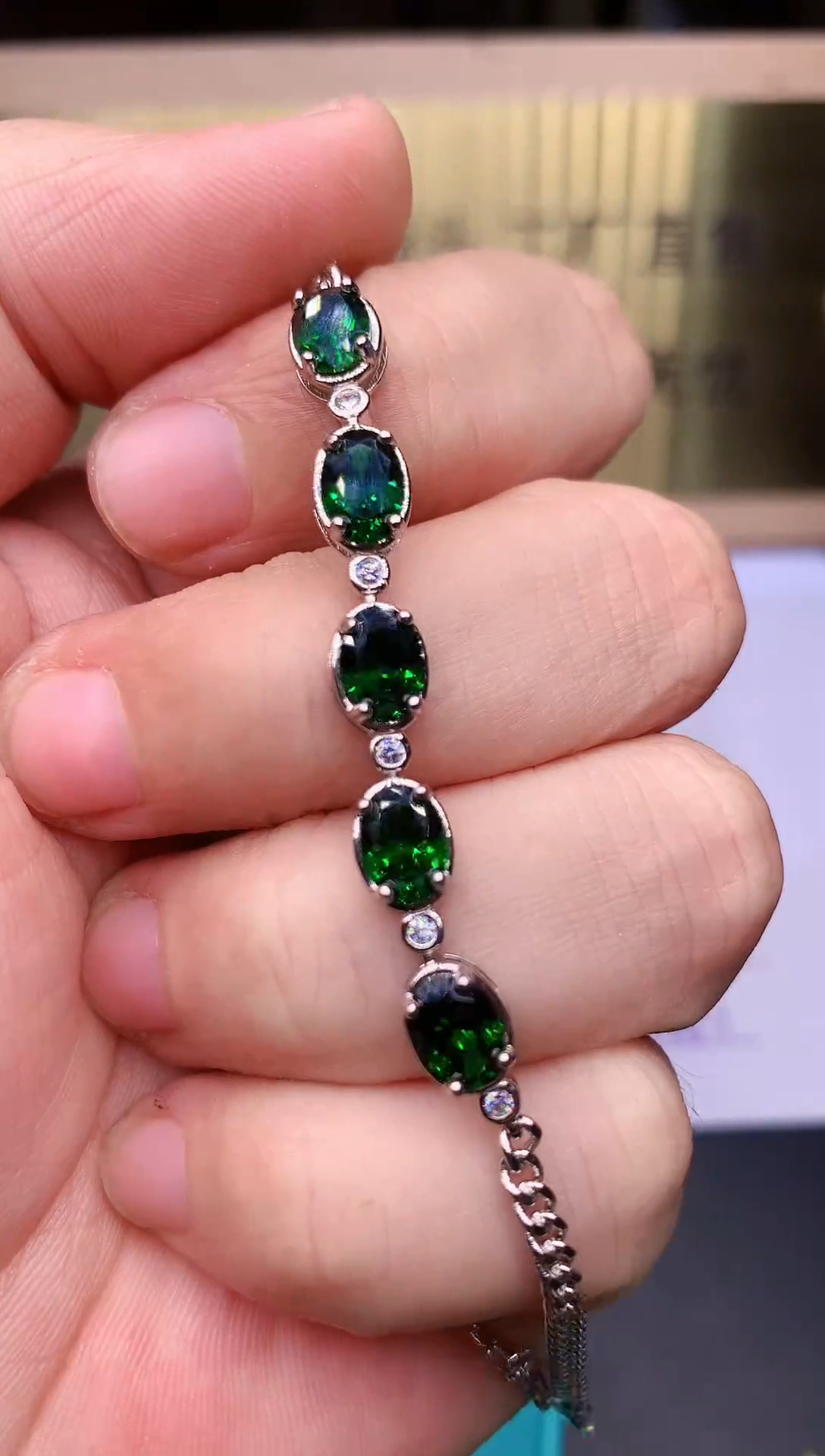 【闪购商品】透辉石手链银S925镶嵌........