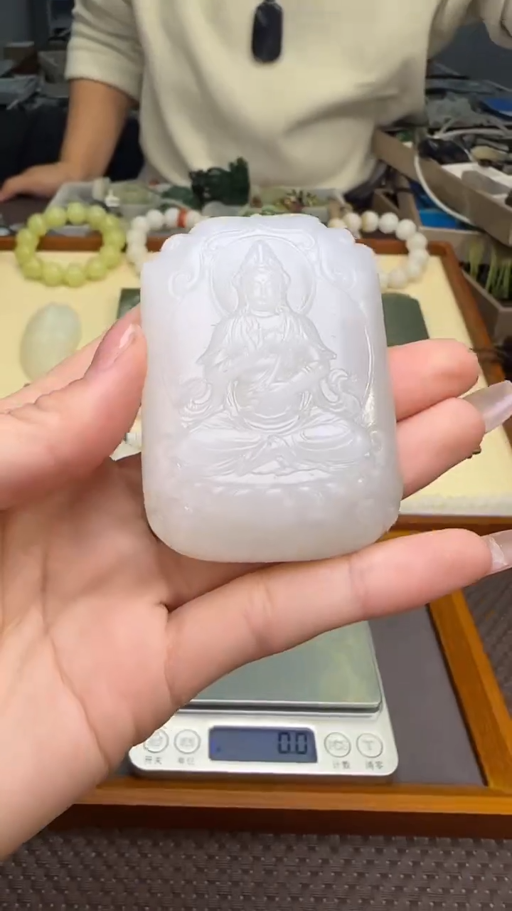 【闪购商品】定制和田玉吊坠未镶嵌吊坠