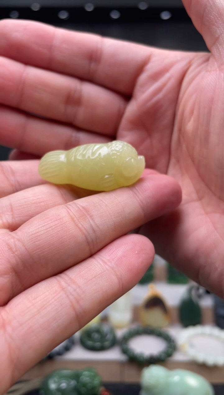 未镶嵌和田玉挂件吊坠