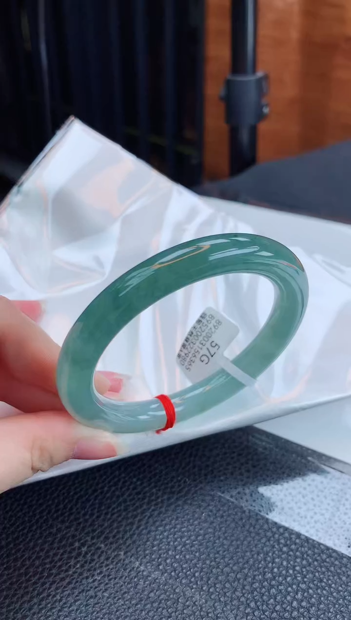 【闪购商品】翡翠手镯未镶嵌缅甸天然翡翠A货手镯