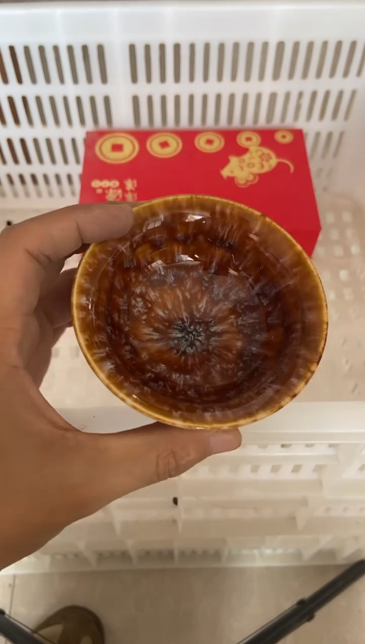 杯无运费险有瑕疵的摄影的产品有使用过的痕迹有点脏介意勿拍