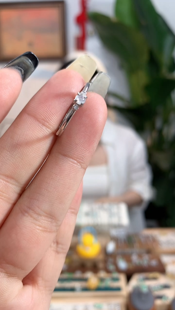 翡翠戒指未镶嵌戒指