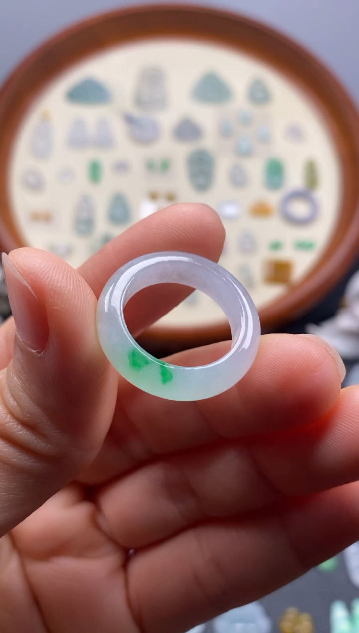 颈饰未镶嵌翡翠17圈口冰飘緑戒指圈/芬