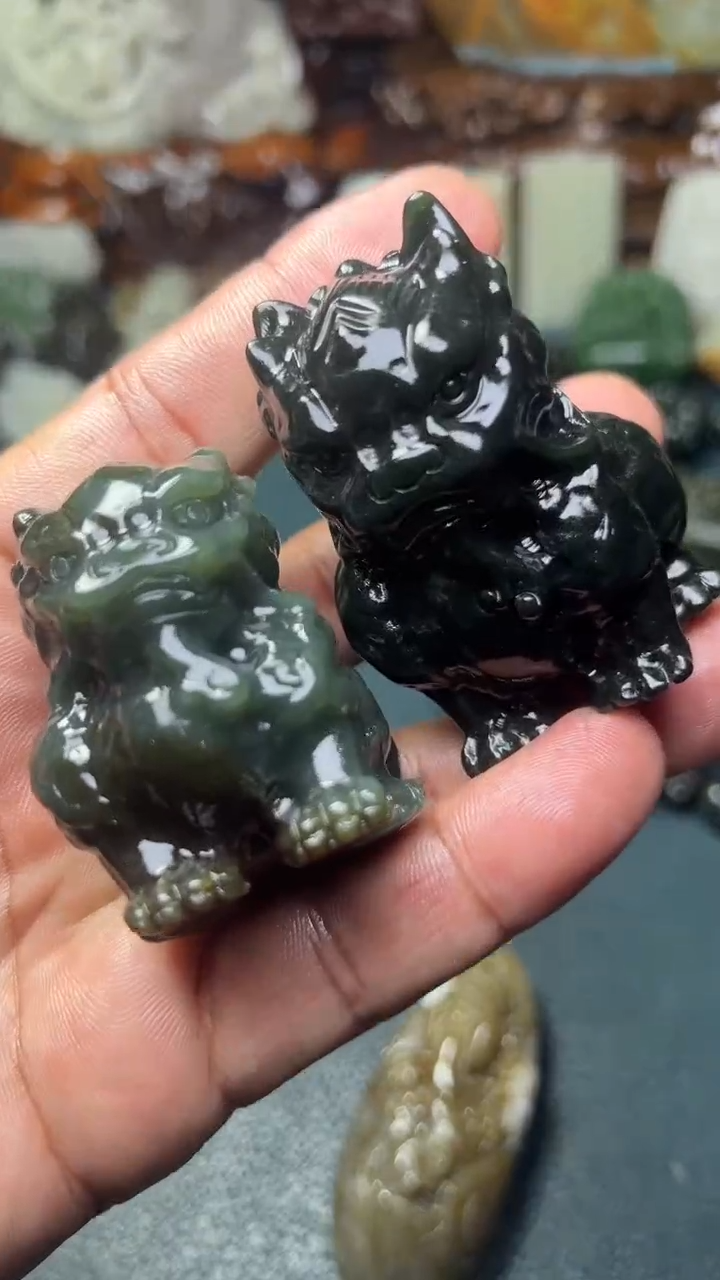 未镶嵌和田玉把件2