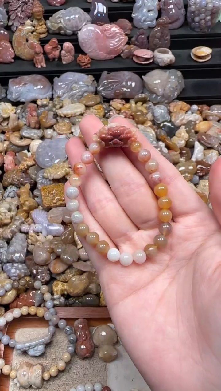 颈饰未镶嵌硅化珊瑚（珊瑚玉）224