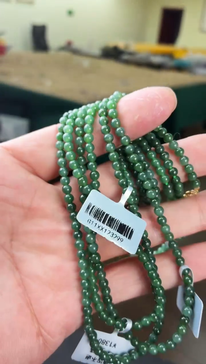 颈饰未镶嵌和田玉L42