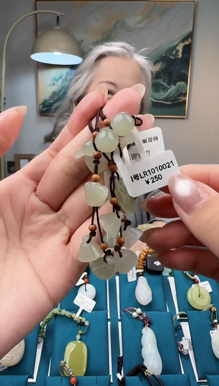 颈饰未镶嵌和田玉吊坠多样性发货拍一发一LR