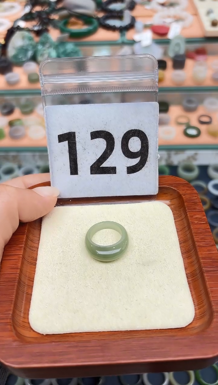 和田玉未镶嵌戒指11号