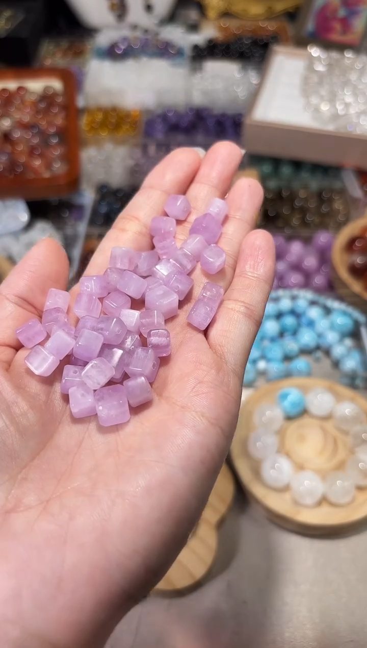 水晶手串未镶嵌紫锂辉小方糖单颗