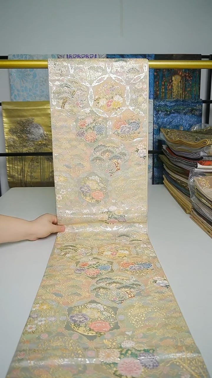 织绣织锦30花卉。