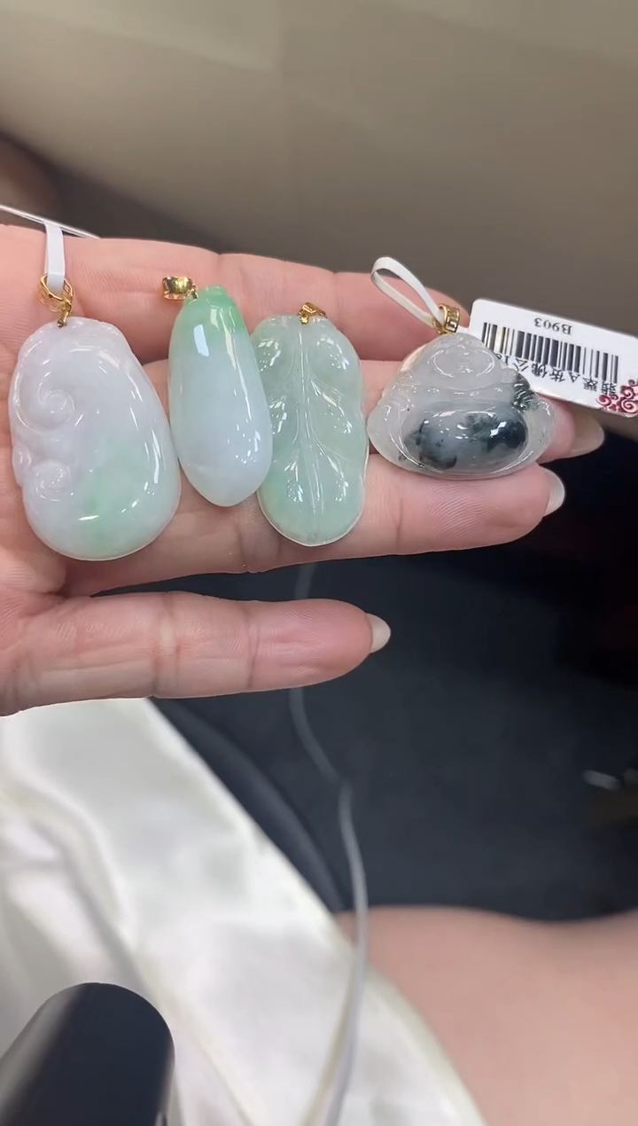 翡翠18K金镶嵌吊坠(不含链)组合4个
