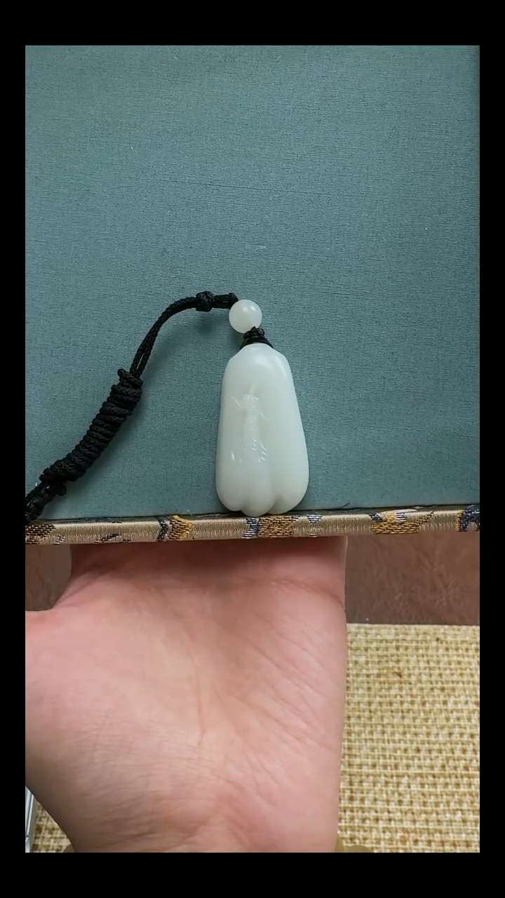 颈饰未镶嵌和田玉新疆和田玉米达料无相