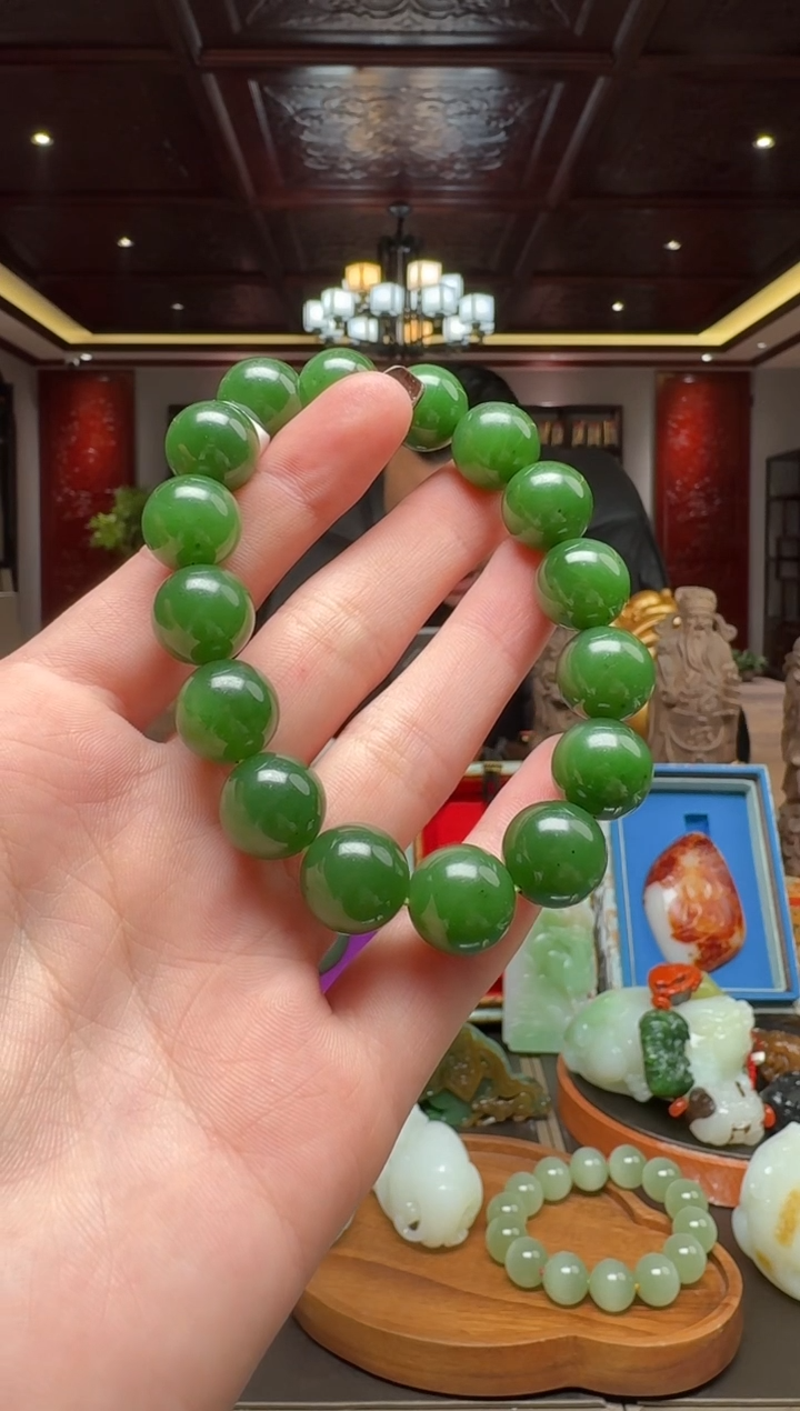 未镶嵌和田玉挂件by12